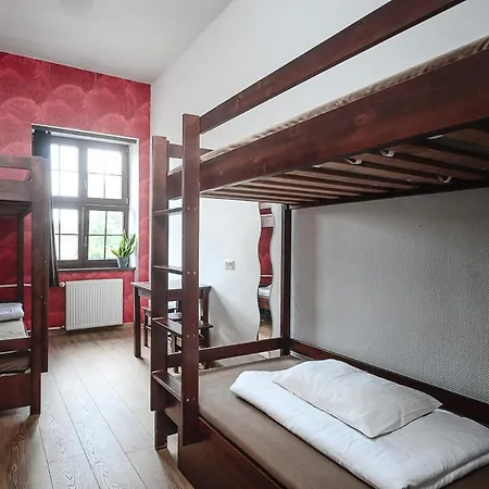 Hostel Moho E *
