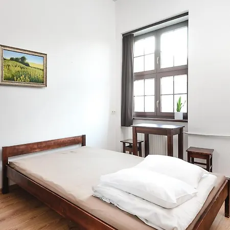 Ξενοδοχείο Moho E *